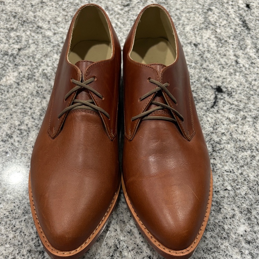 Nisolo James Almond Size 10